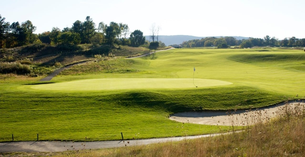 Links at Hiawatha Landing