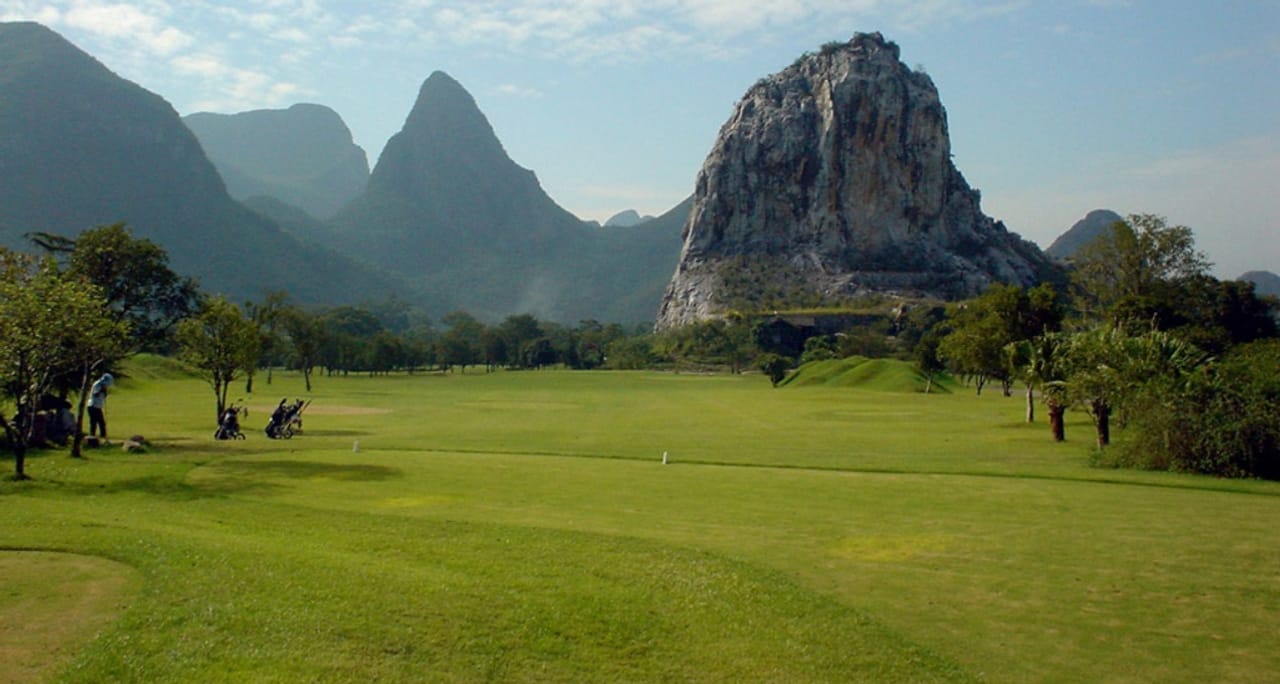 Guilin Twin Peak Golf Resort