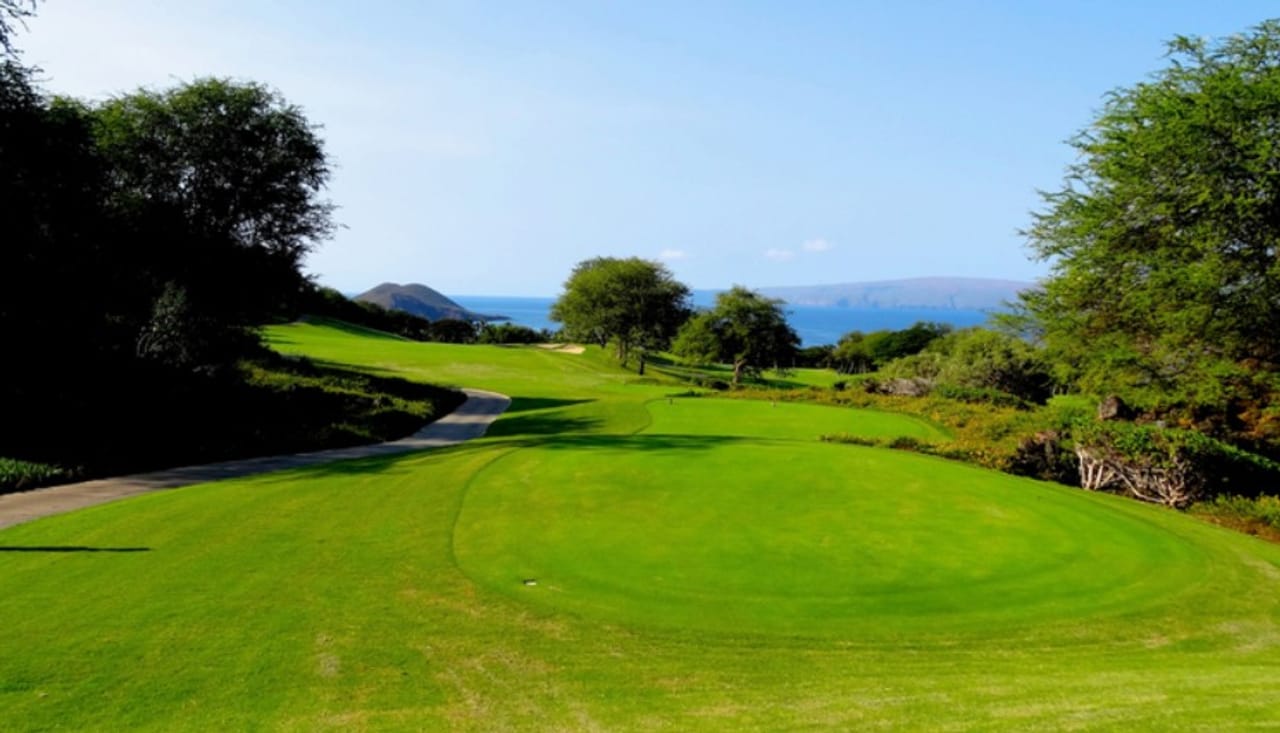 Okinawa Royal Golf Club