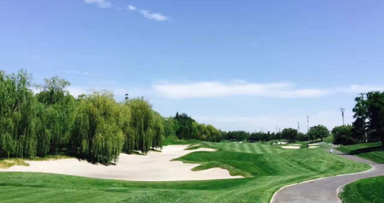 Yangzhou Taiyang Island International Golf Club