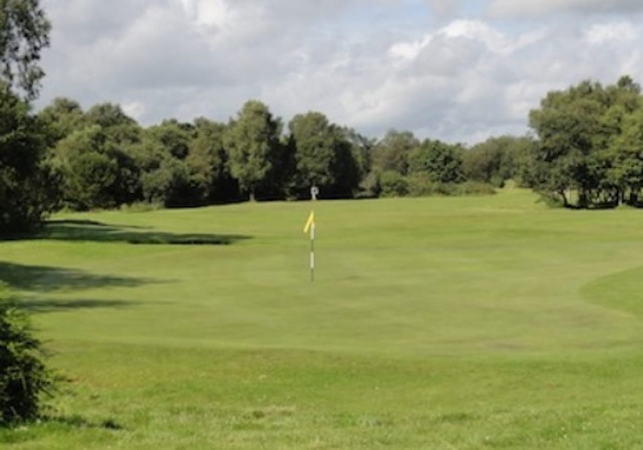 Traad Ponds Golf & Leisure