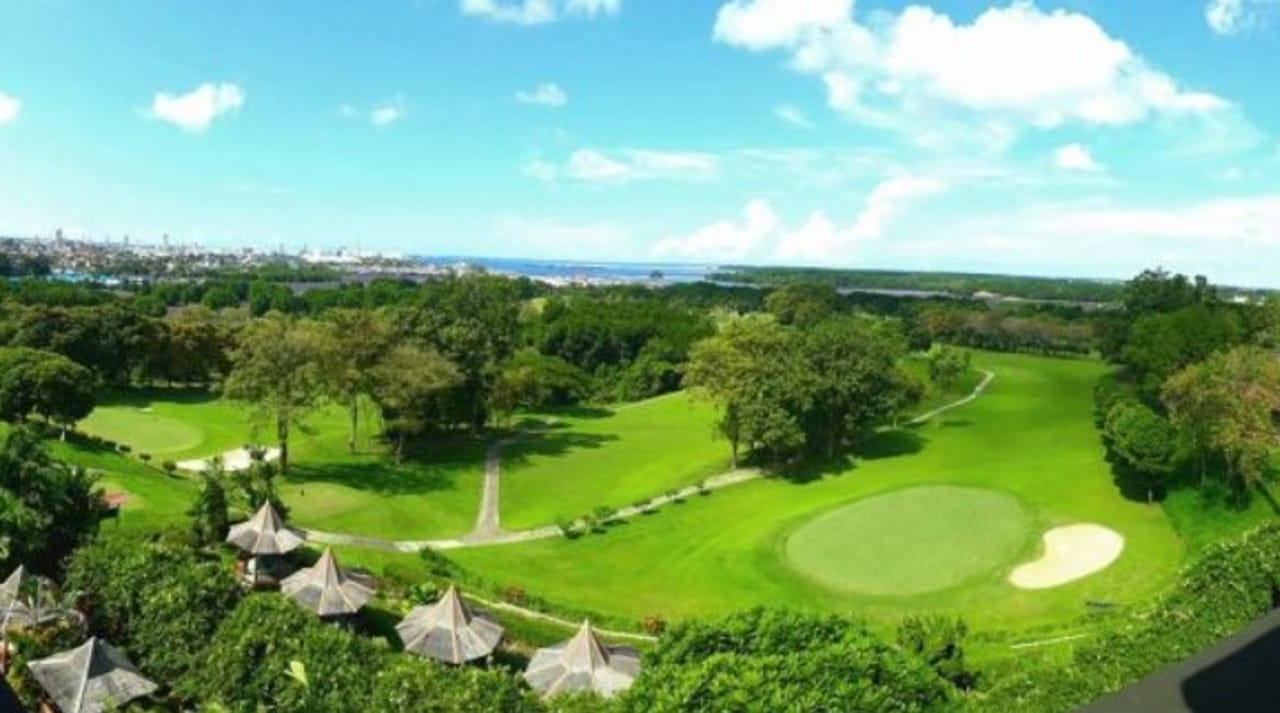 Badak NGL Golf Bontang