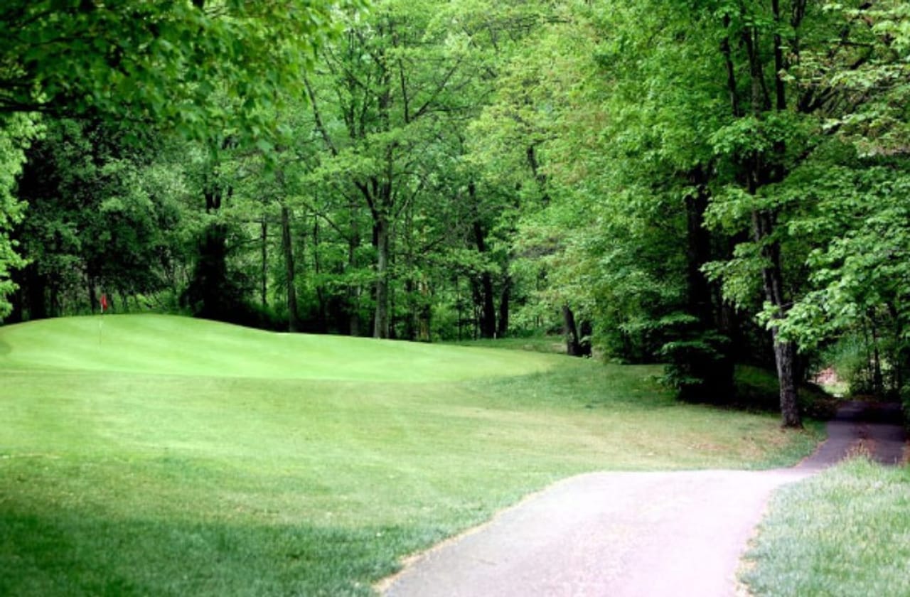 Twin Hickory Golf Club