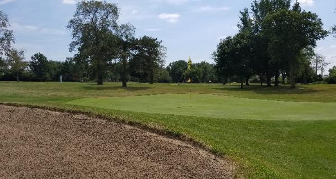 Water's Edge Golf Course