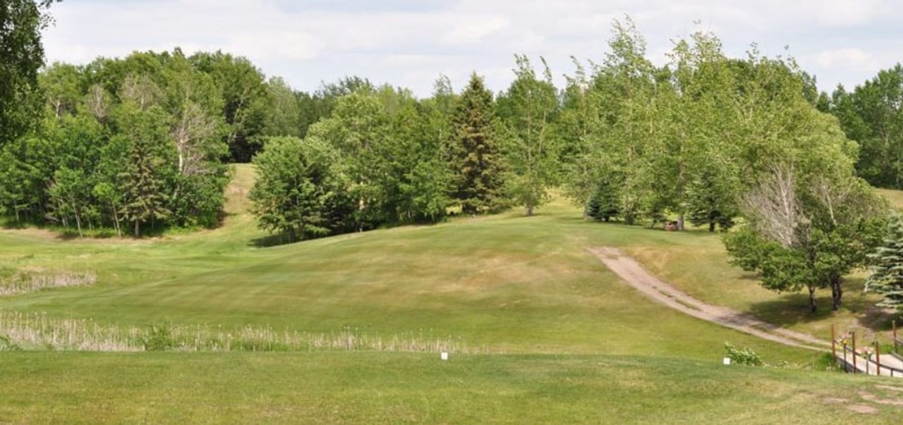 Emerald Lake Regional Park Golf Course