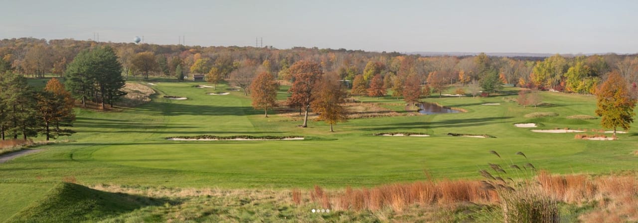 Crestmont Country Club