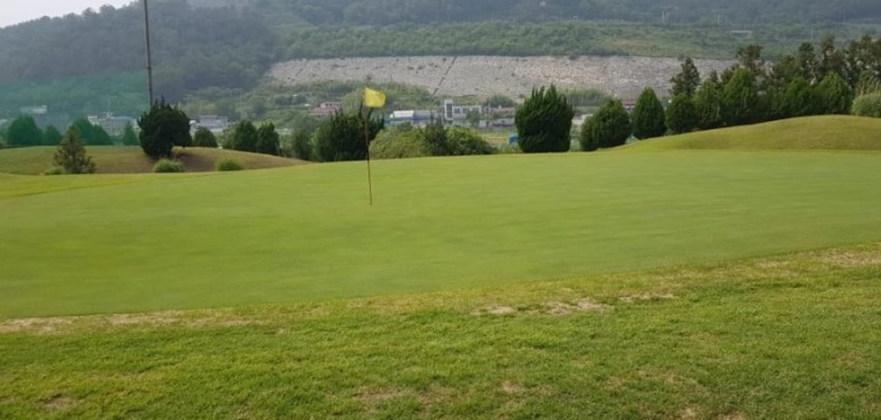 Deokpo Golf Land