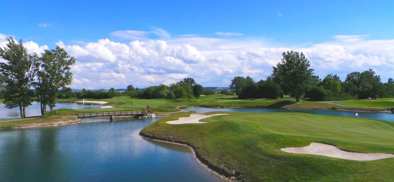 Diamond Country Club (Diamond)