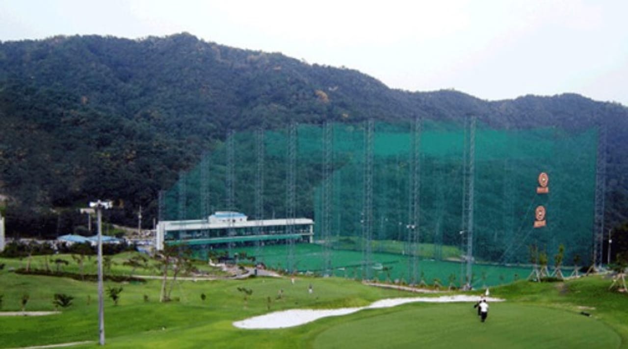 Gumi Spoland Golf Club