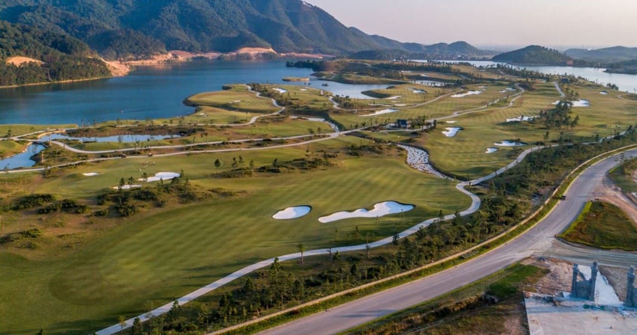 Thanh Lanh Valley Golf & Resort