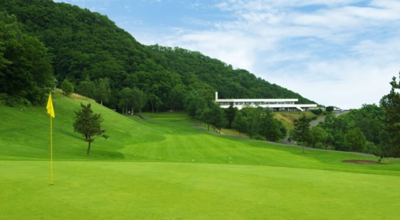 Chisan Country Club Zenibako