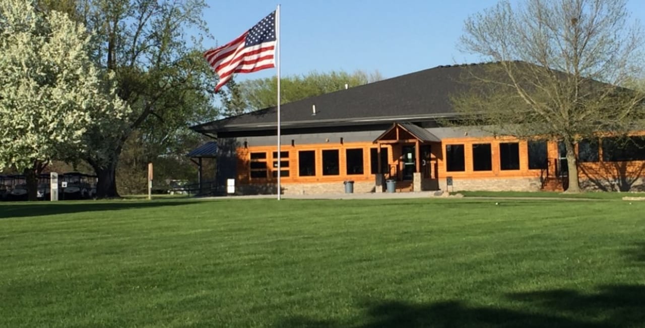 Cedar Pointe Golf Course