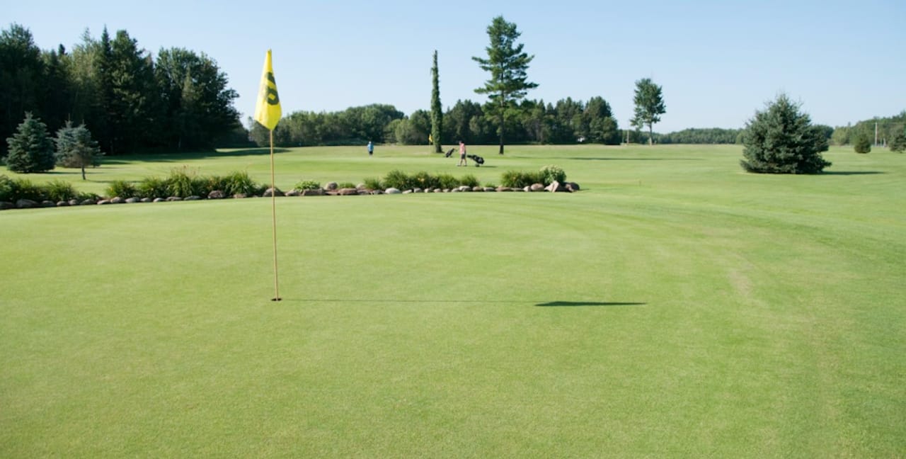 Club de Golf l’Émeraude