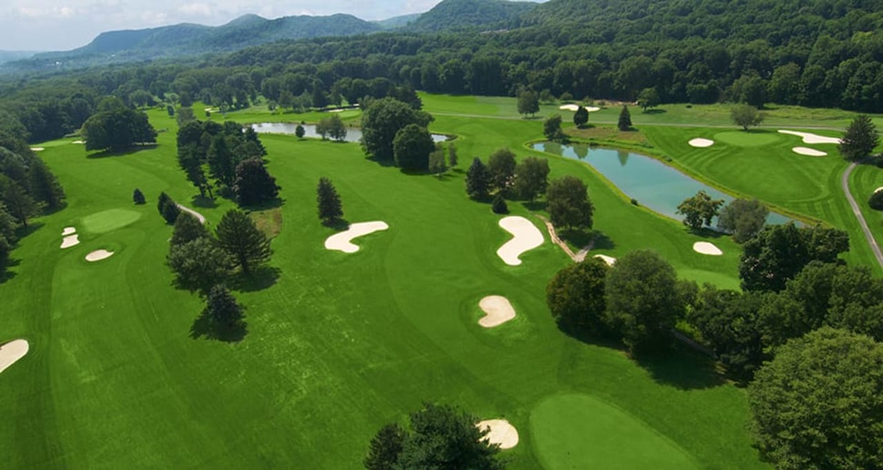 Shawnee Inn & Golf Resort