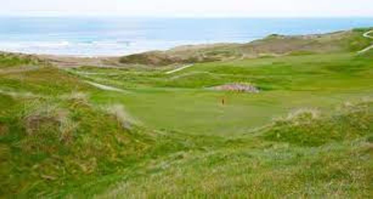 Mawgan Porth Golf Club