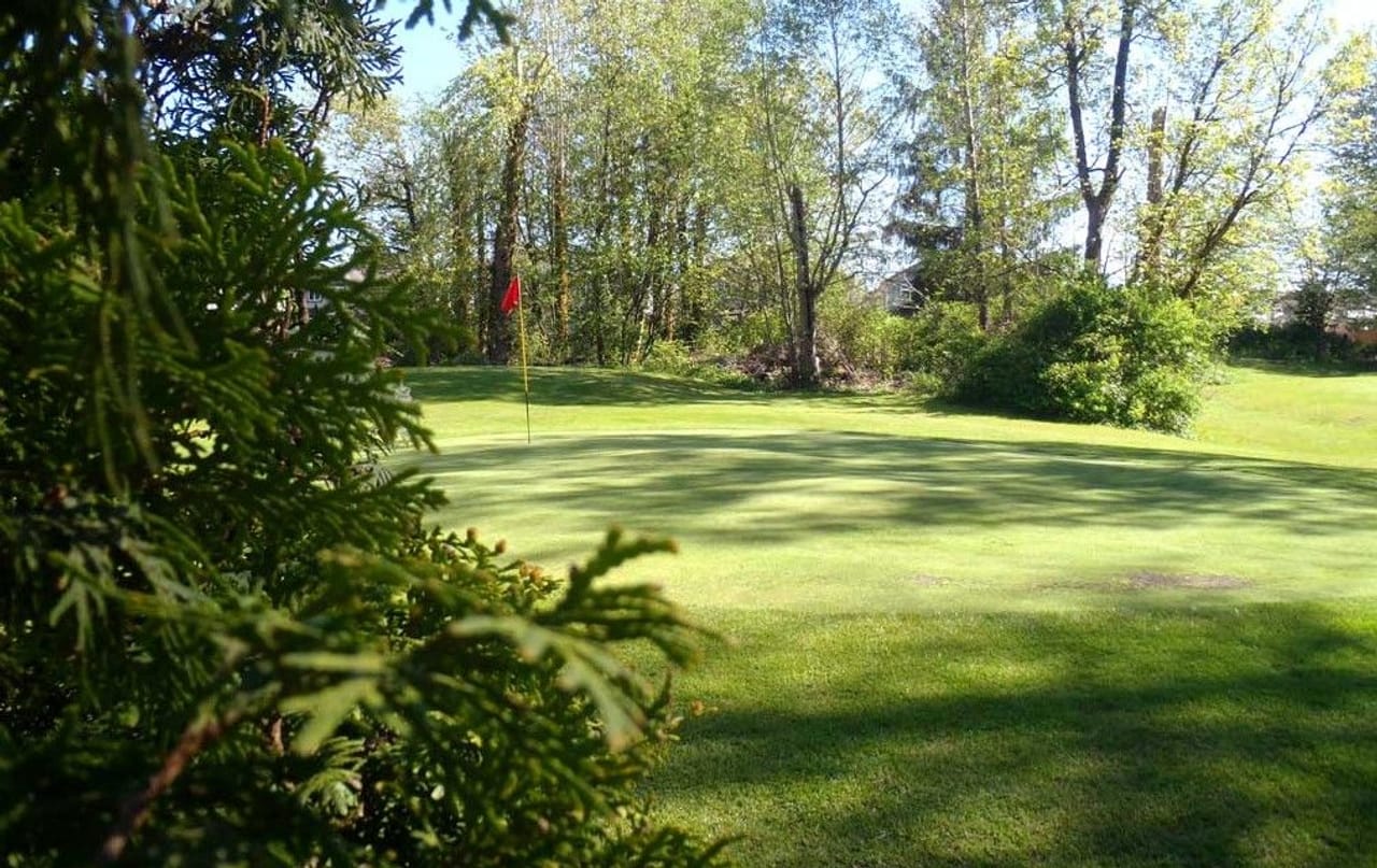 Hacker's Haven Par 3 Golf Course