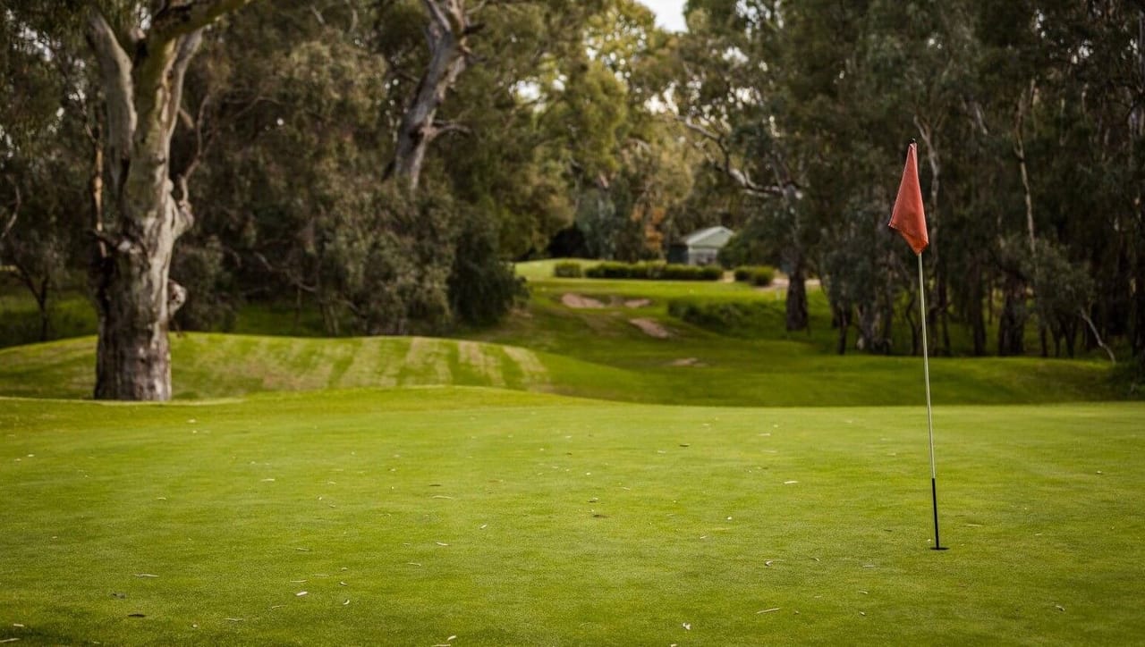 Little Para Golf Course