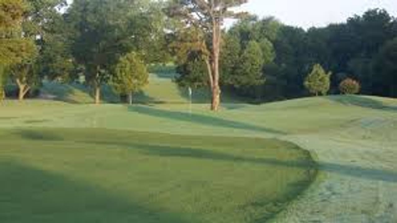 Perry Golf & Country Club