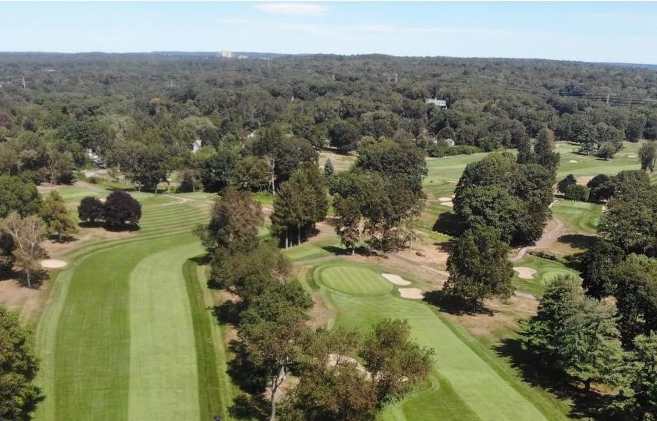 Mill River Country Club