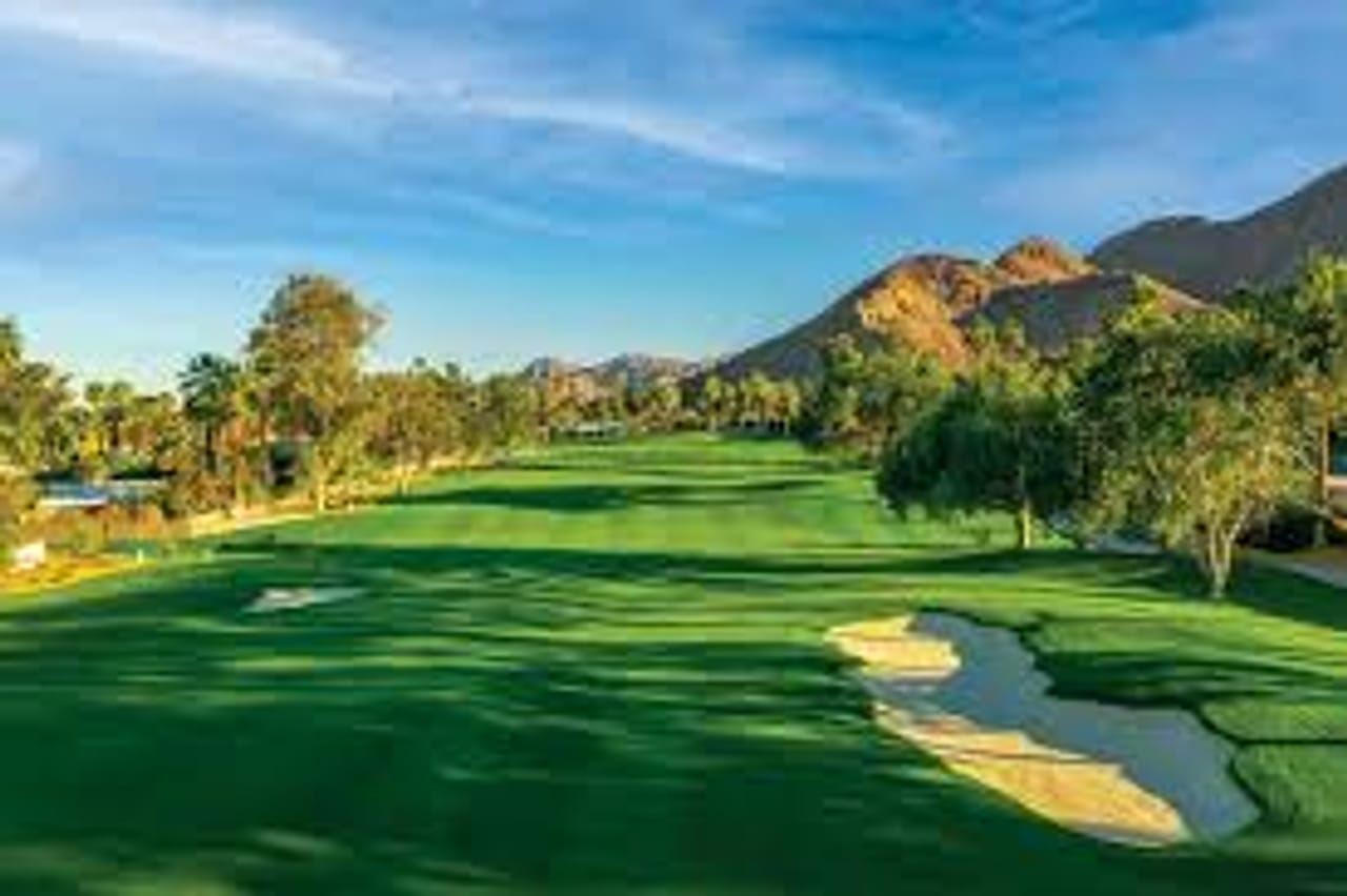 Thunderbird Country Club