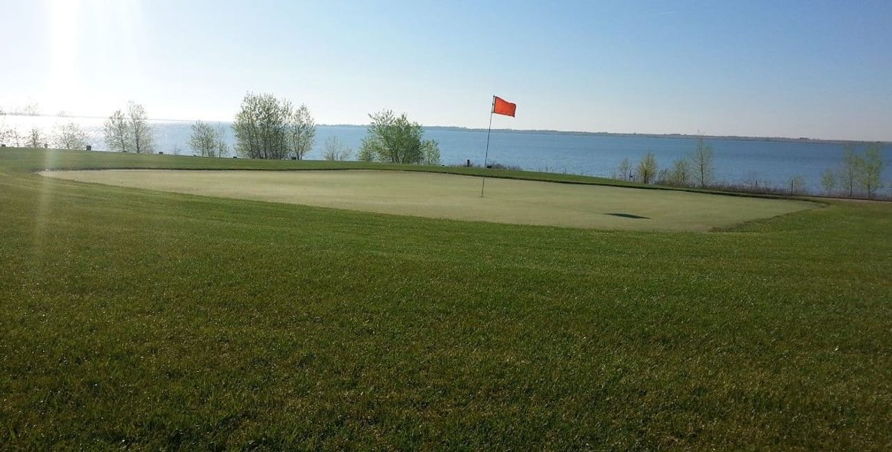 Lakeside Golf Course