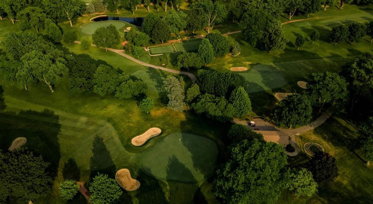 Crystal Lake Country Club