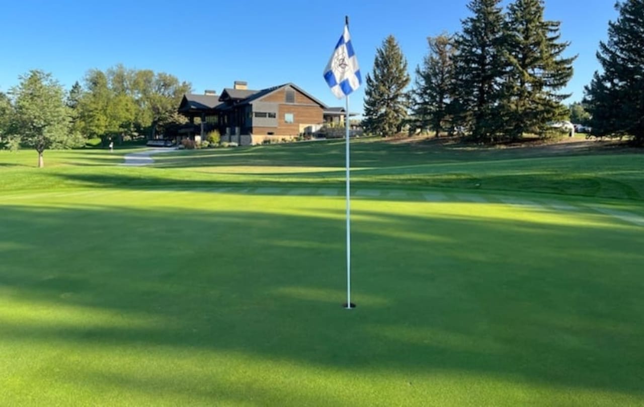 Yellowstone Country Club