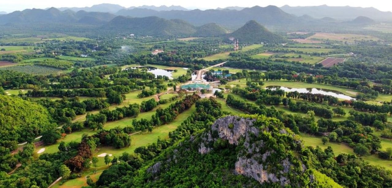 Artitaya Golf & Resort Kanchanaburi