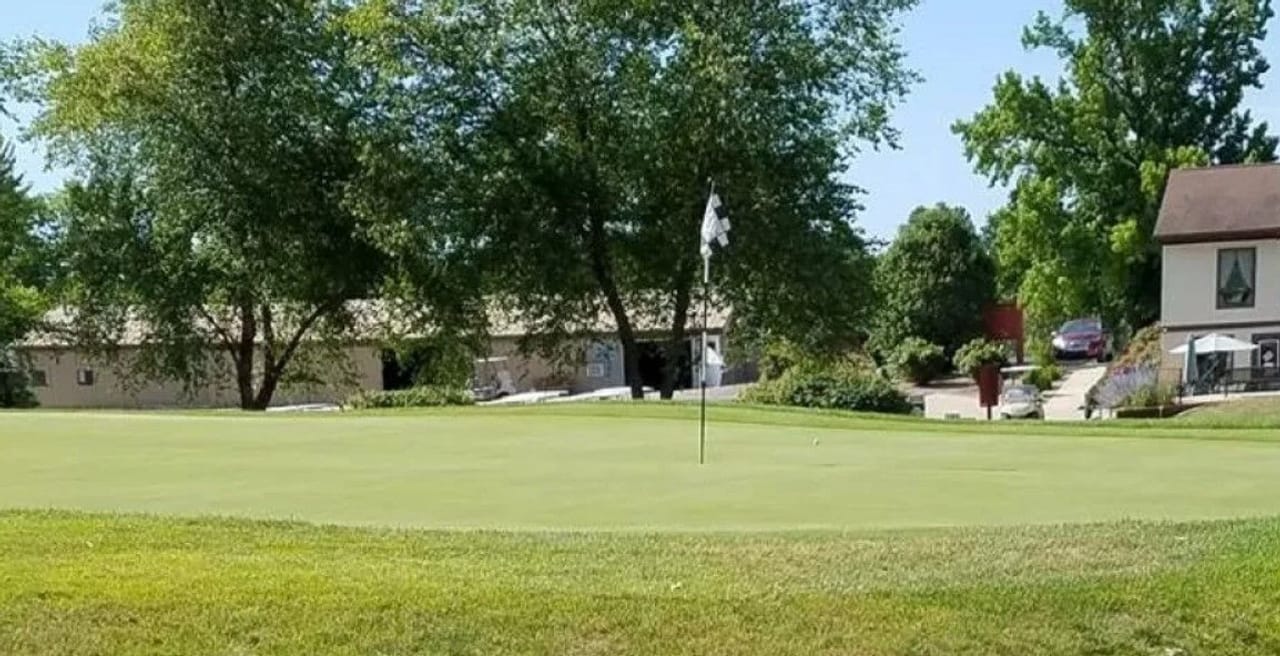 Old Orchard Country Club - Pittsfield