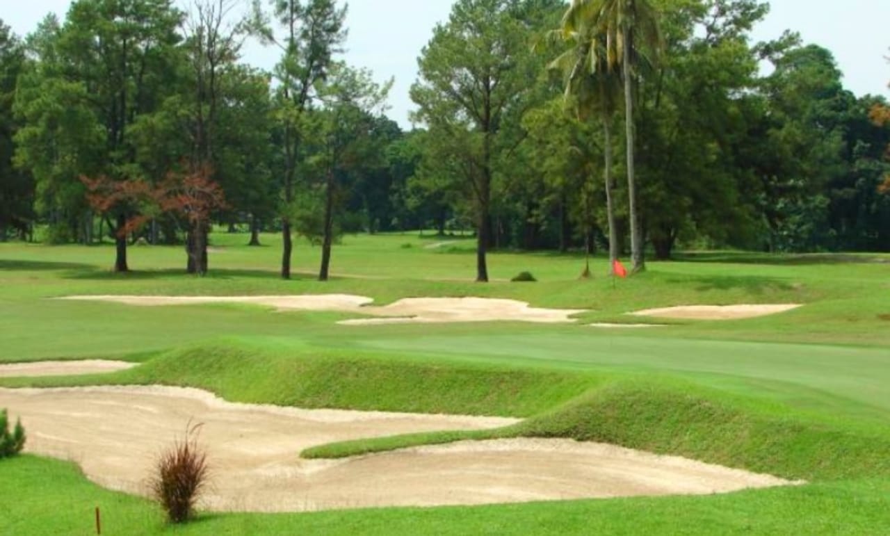 Bukit Barisan Country Club