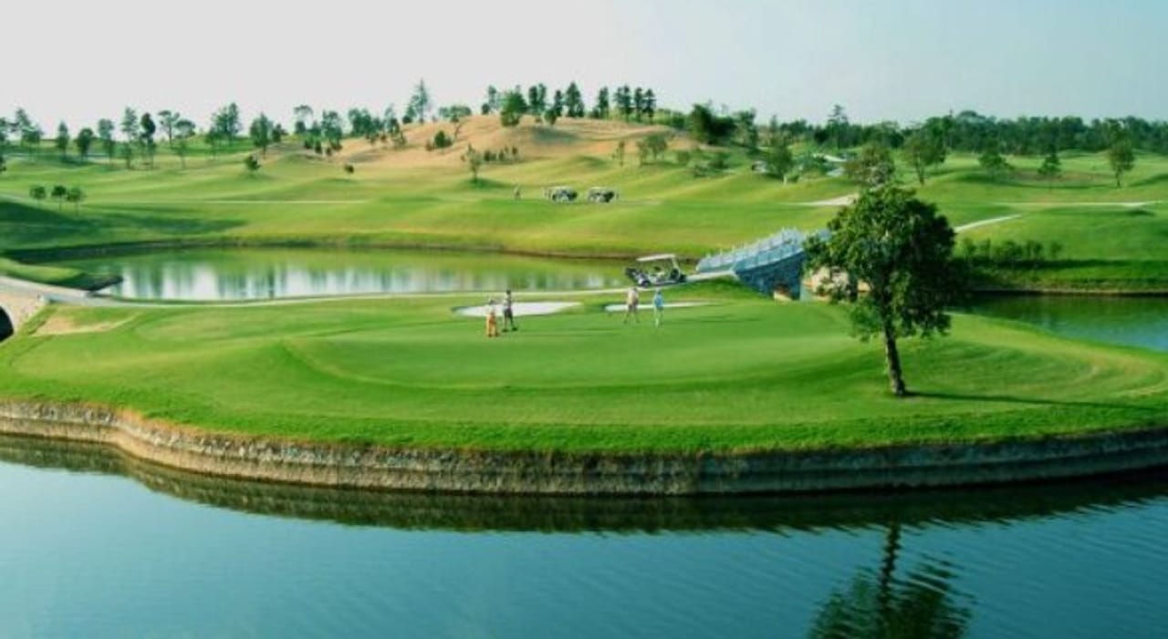 Nanjing Longshan Lake Golf Club