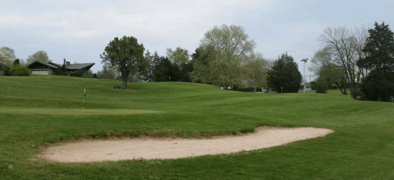 Springside Par 3 Golf Course