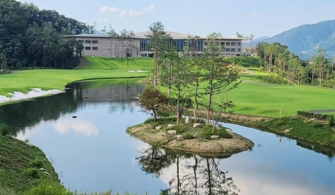 Hillmaru Golf Resort Pocheon (Par 3)