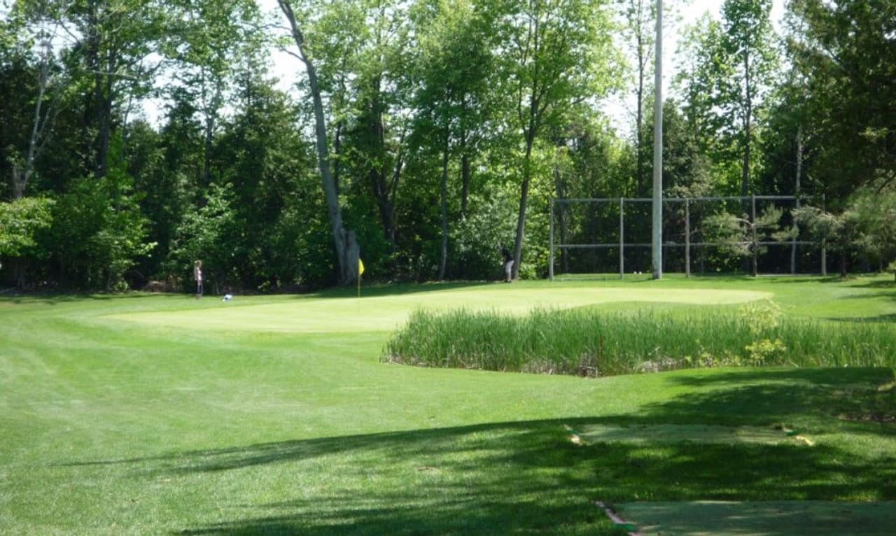 Cedar Links Golf Centre
