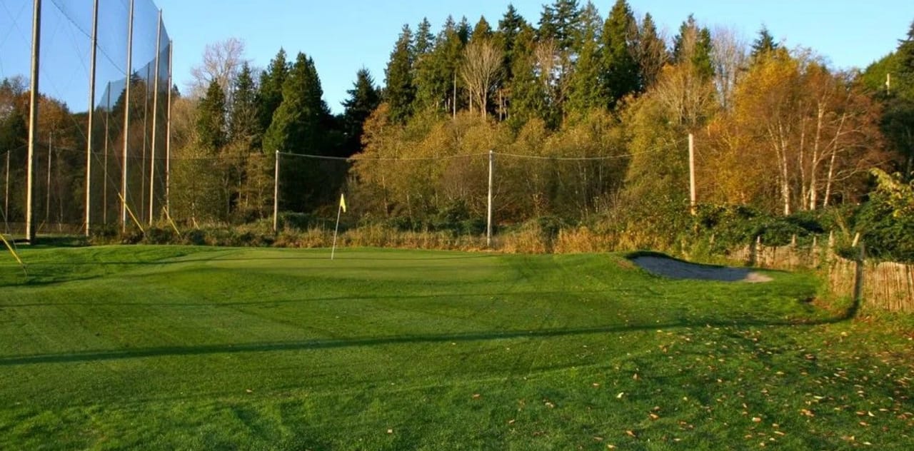 Birdies & Buckets Family Golf Centre