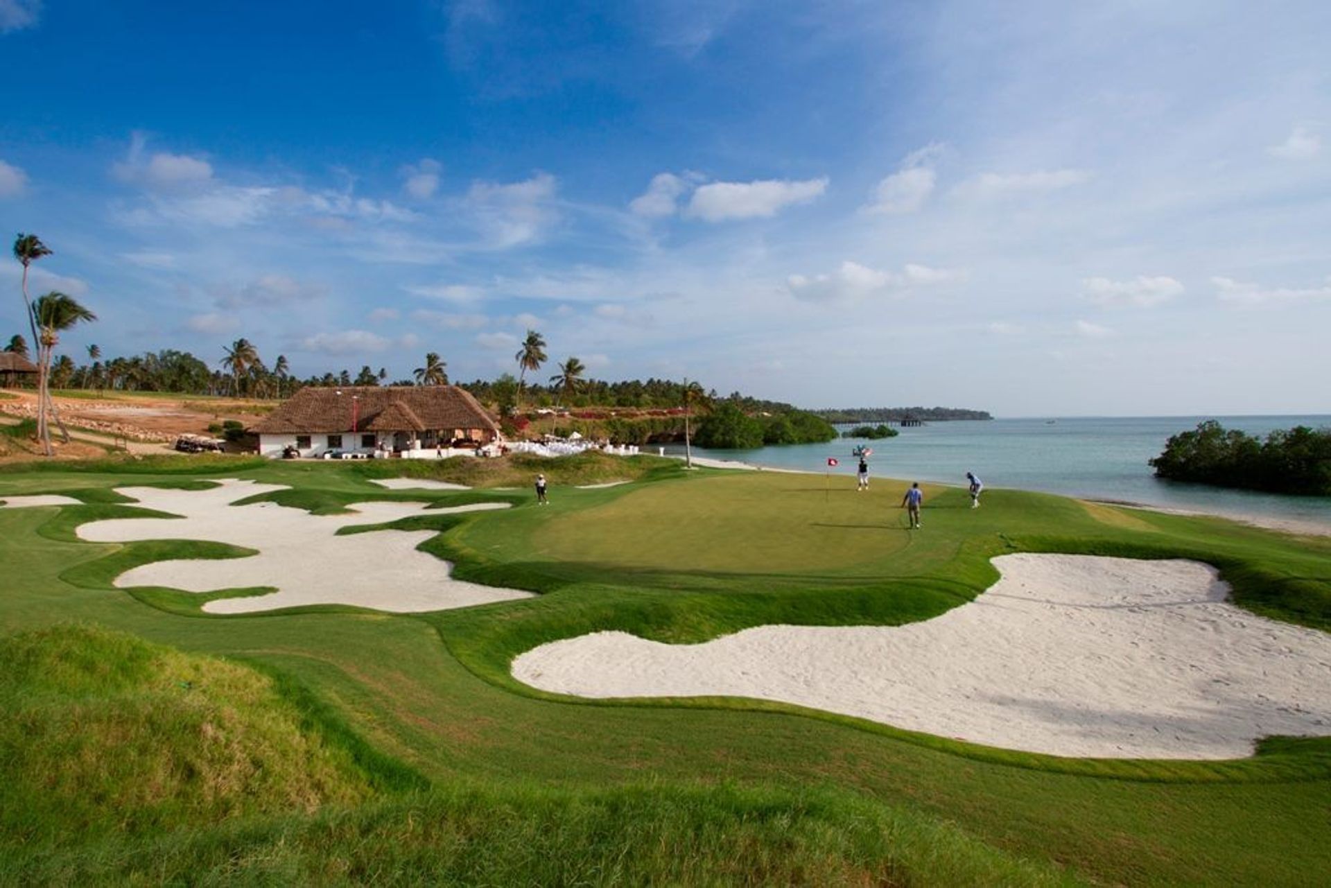 Sea Cliff Resort & Spa