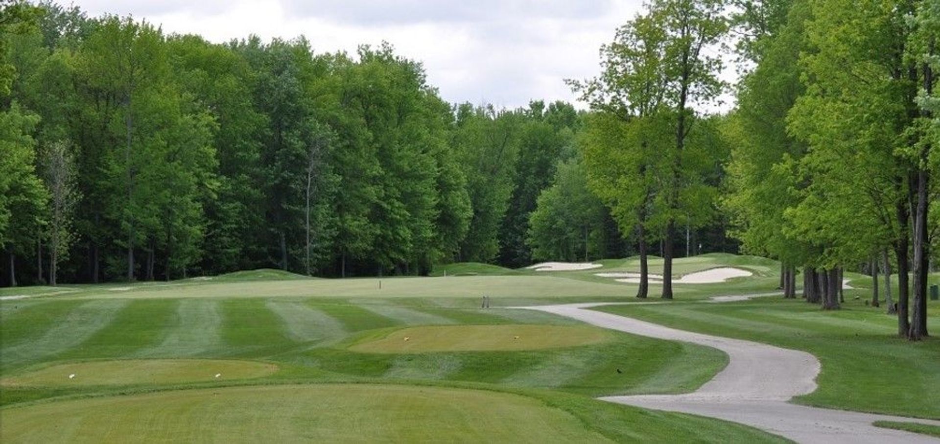 Silver Lakes Golf & Country Club