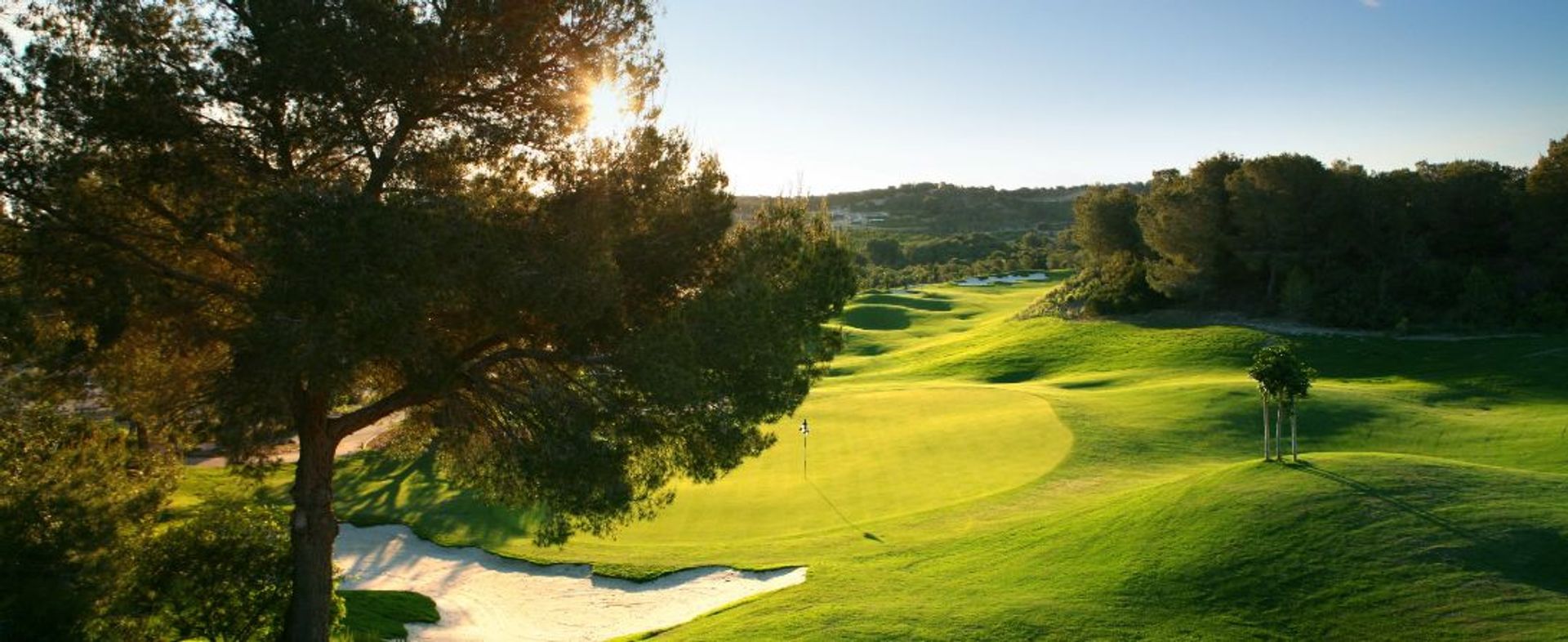 Las Colinas Golf & Country Club