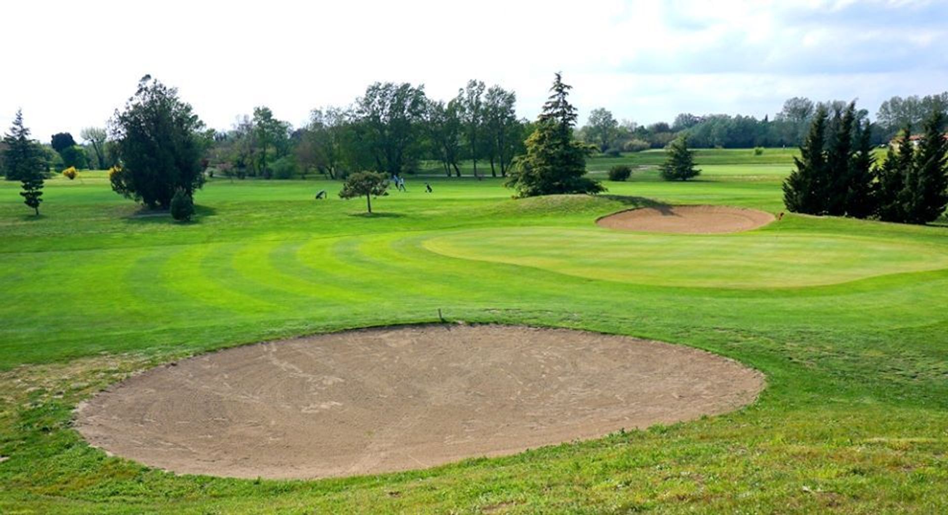 UGolf Avignon Châteaublanc (Alpilles)