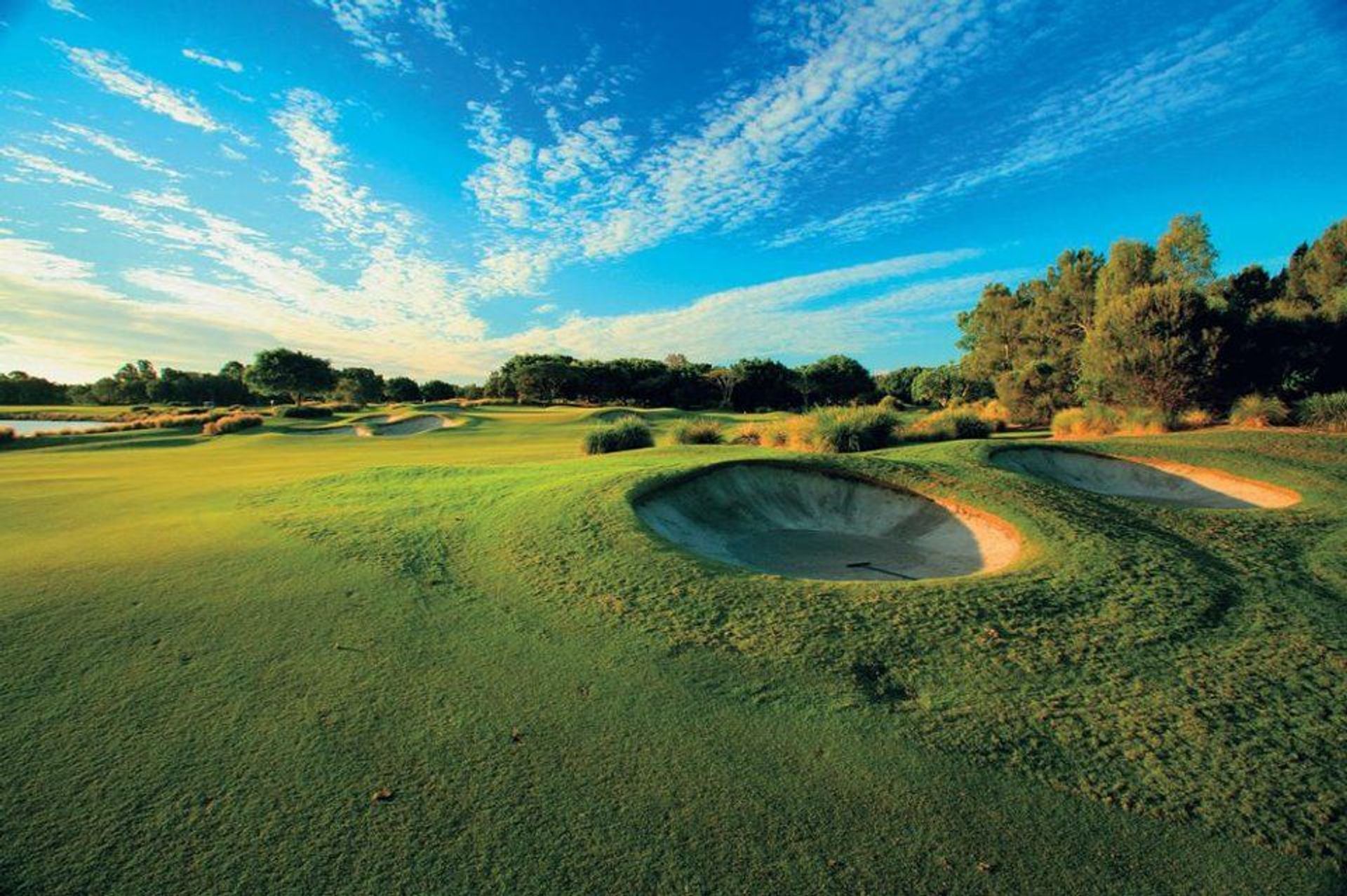 Links Hope Island