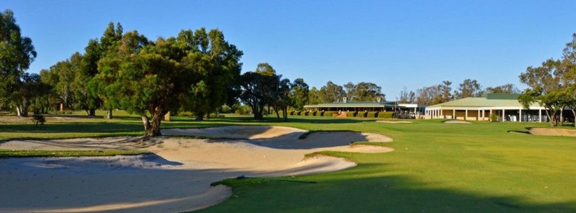 Lakelands Country Club