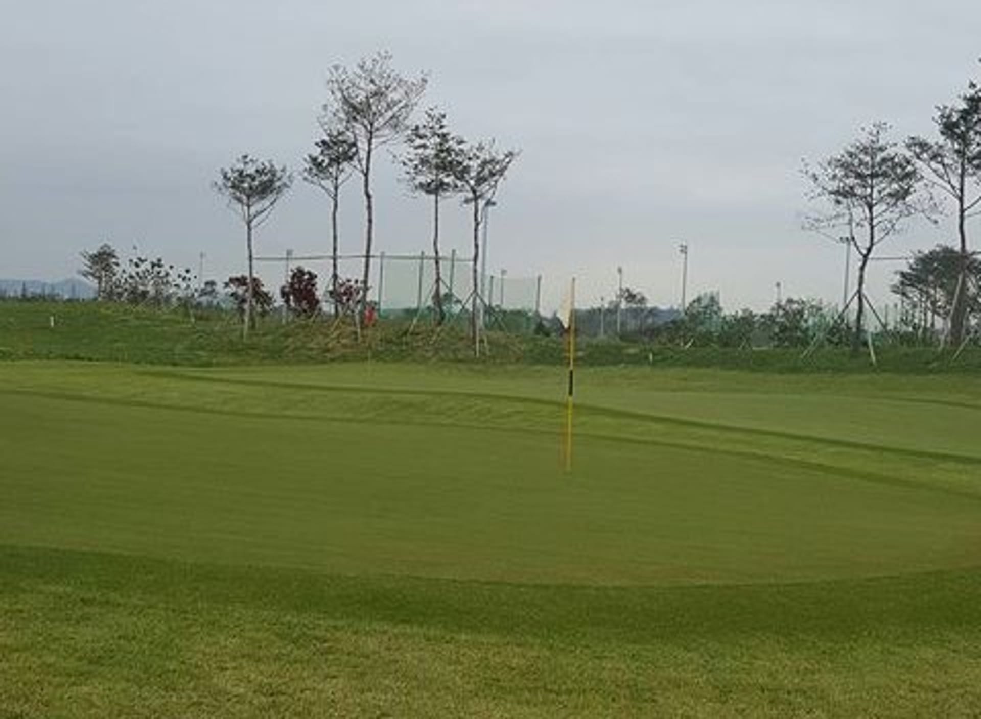 なんのそのFanch Ledan【golf course】 なんのそのFanch Ledan【golf course】 Osan Fitness Center