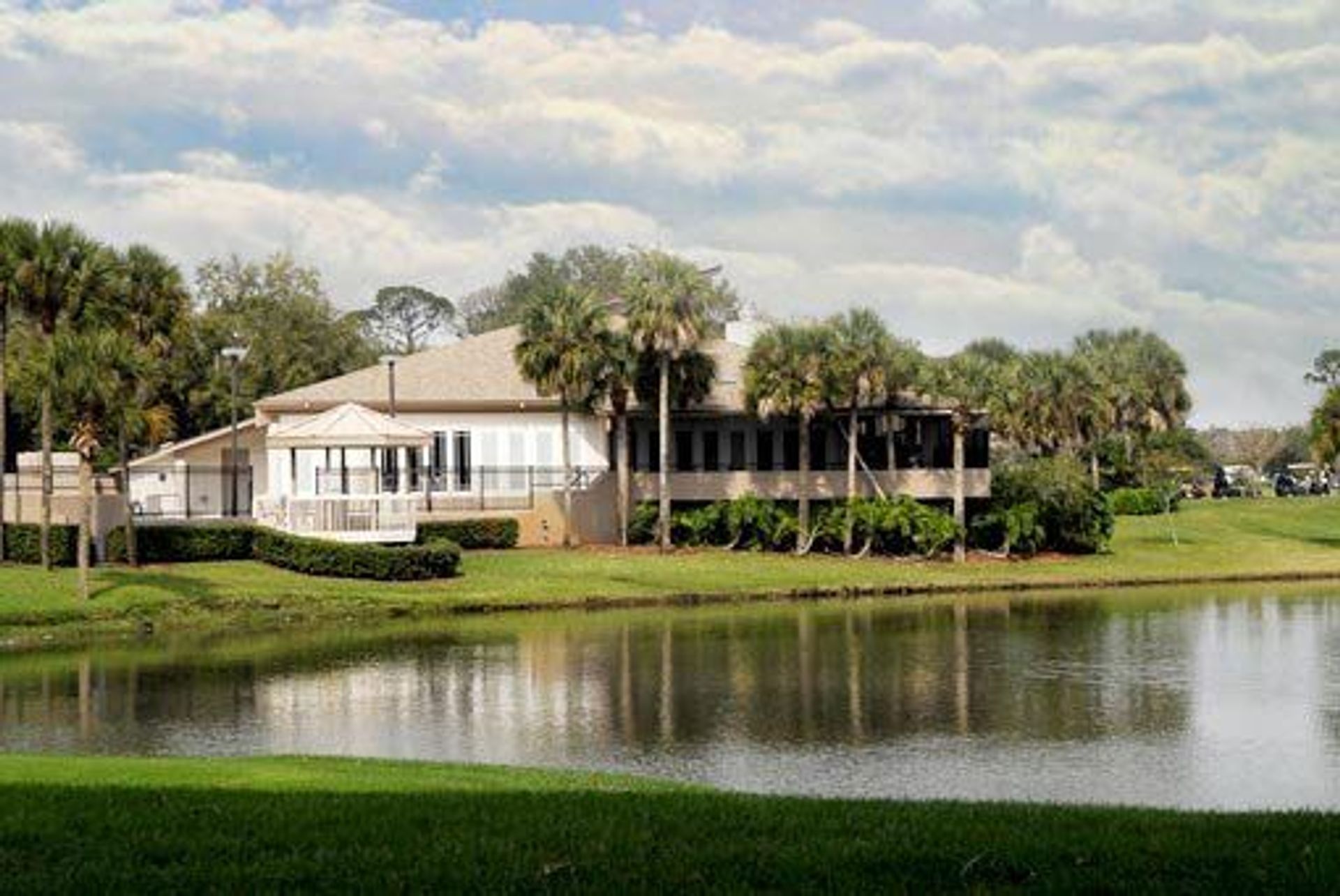 The Country Club at Deer Run - Golf Casselberry