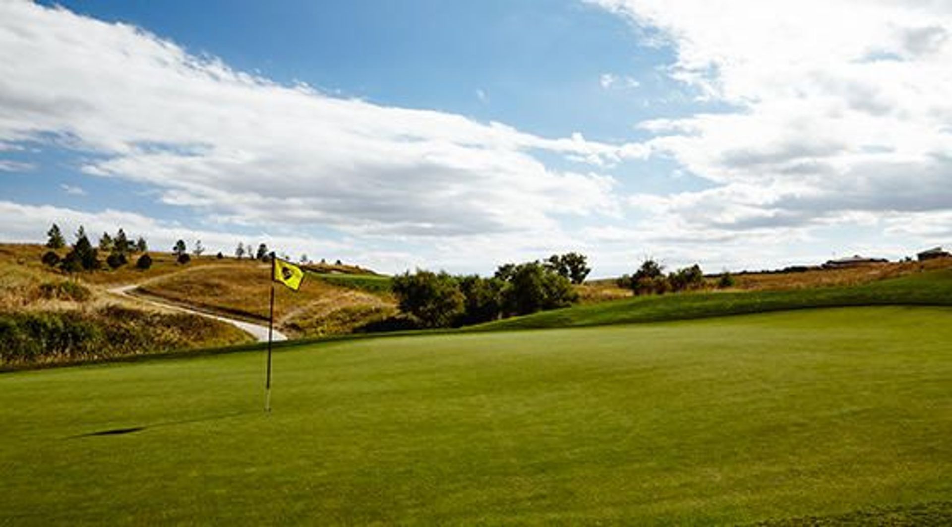 Blackstone Country Club
