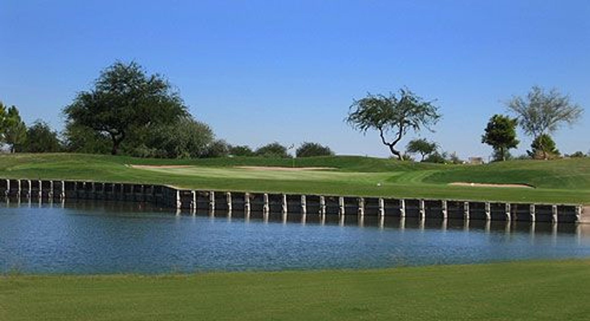 Aguila Golf Course