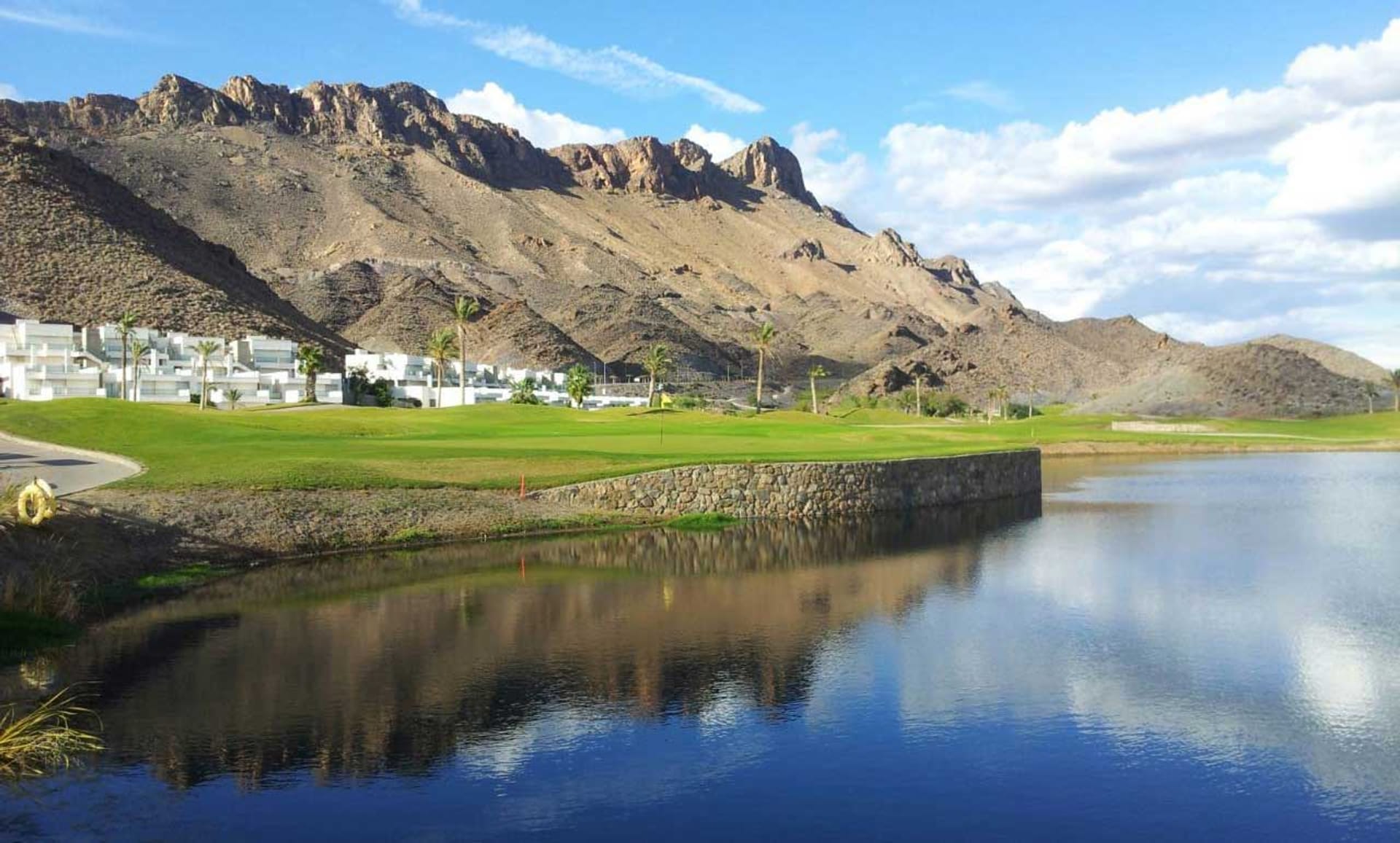 Aguilón Golf