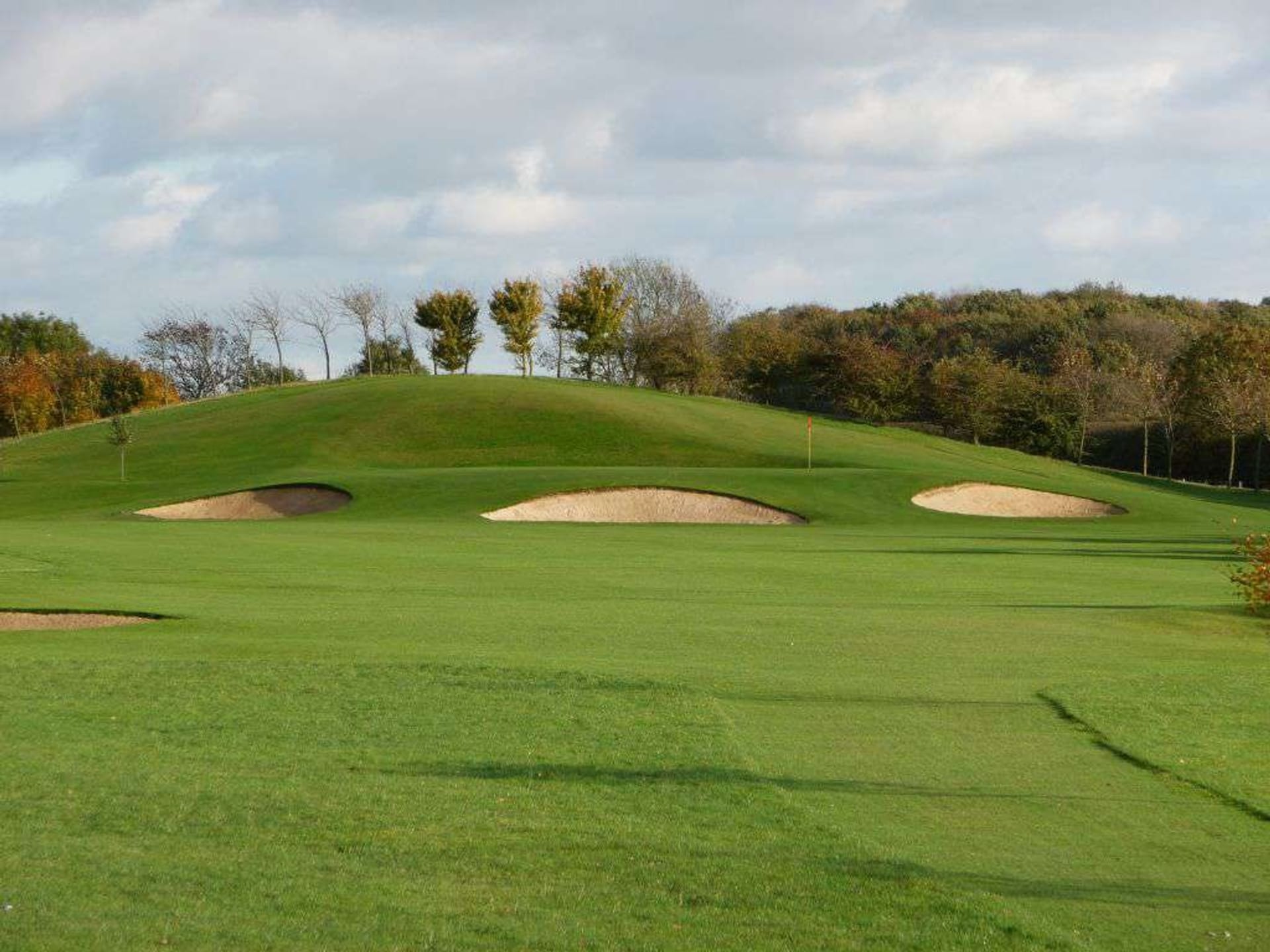Six Hills Golf Club