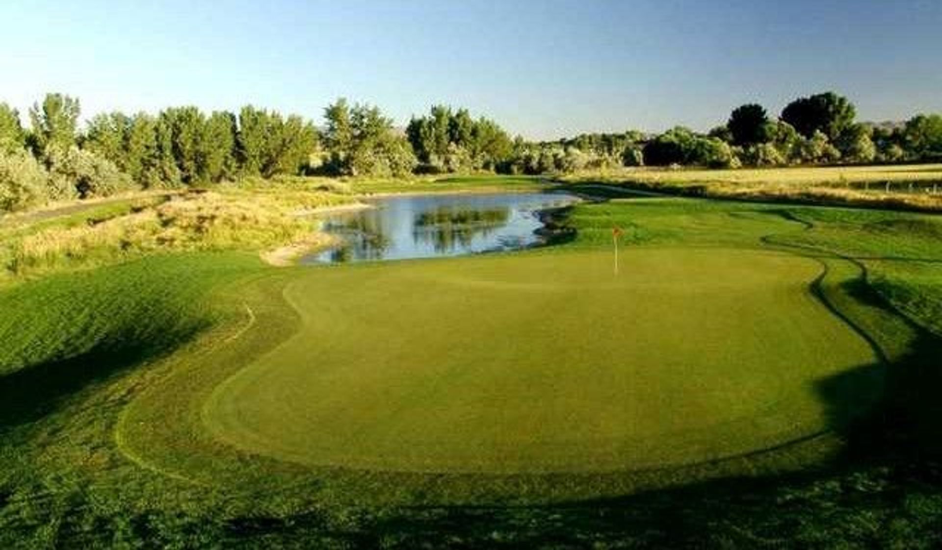 River Oaks Golf