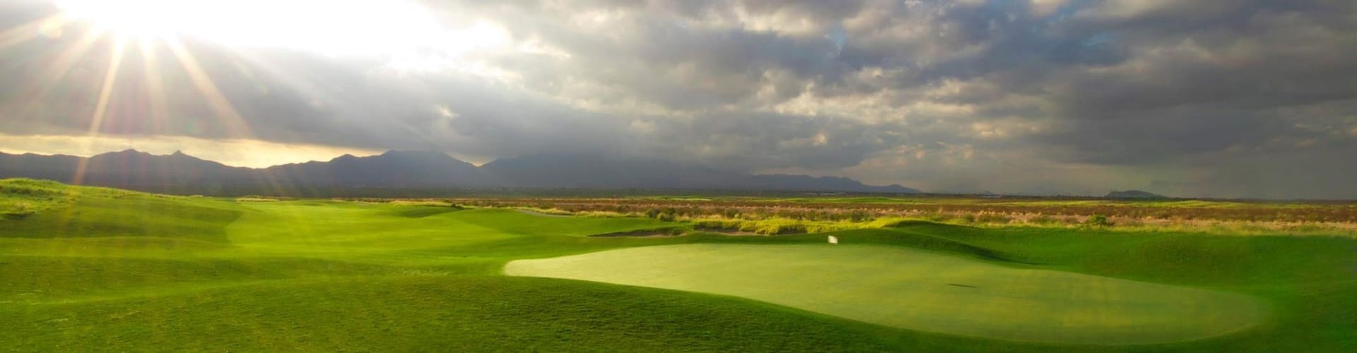 Red Hawk Golf Club