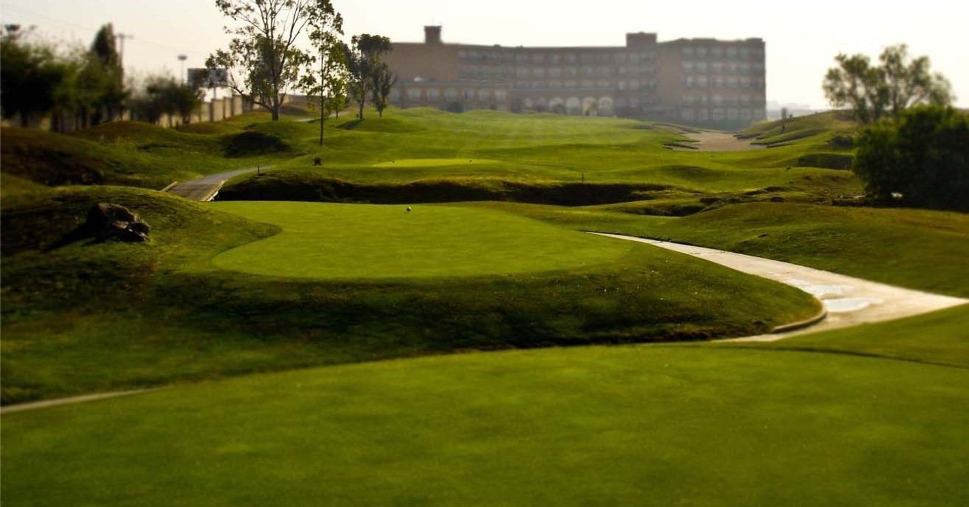 La Vista Country Club